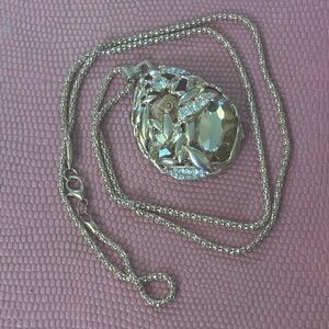 Gold Pendant Necklace